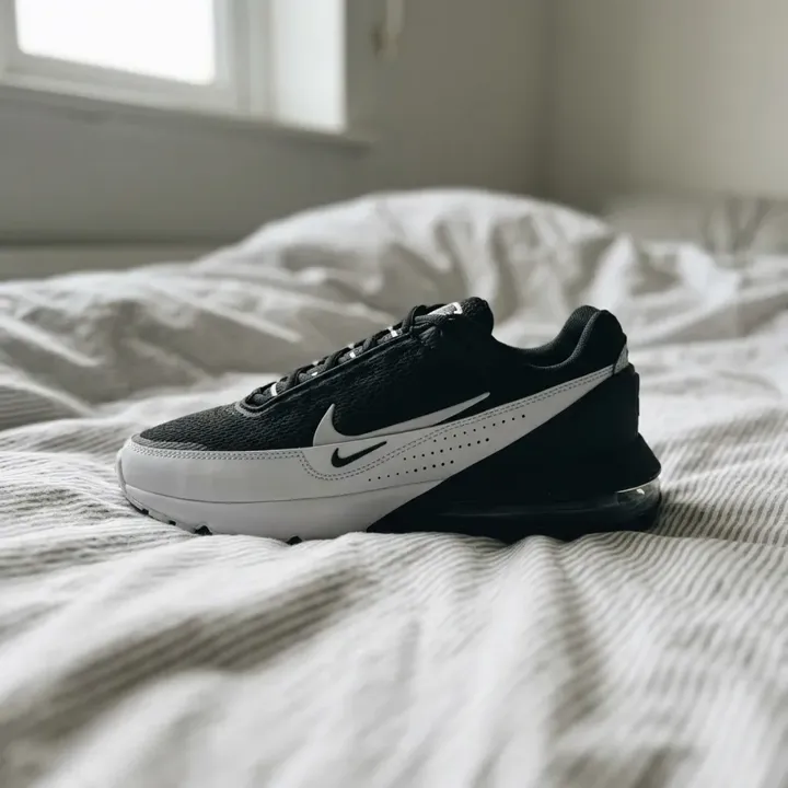 Nike Air Max Pulse DR0453-005, vue 3